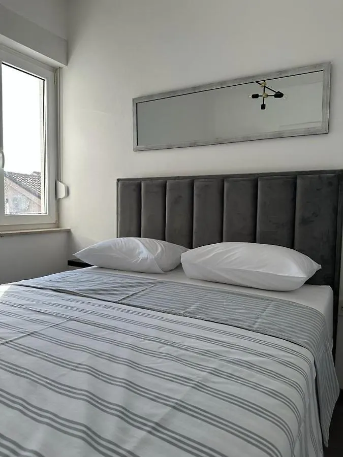 The Grey Olive Apartment Crikvenica 0*,  Croácia